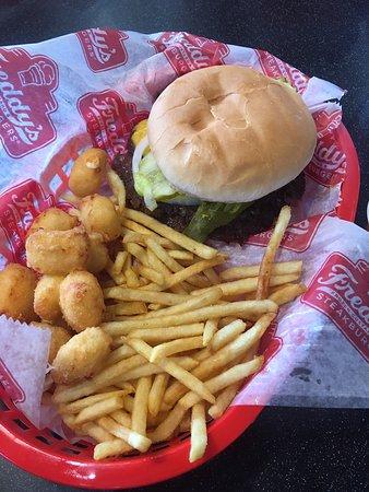 Freddy's Frozen Custard & Steakburgers
